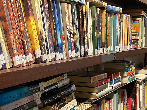 Laurel Library books